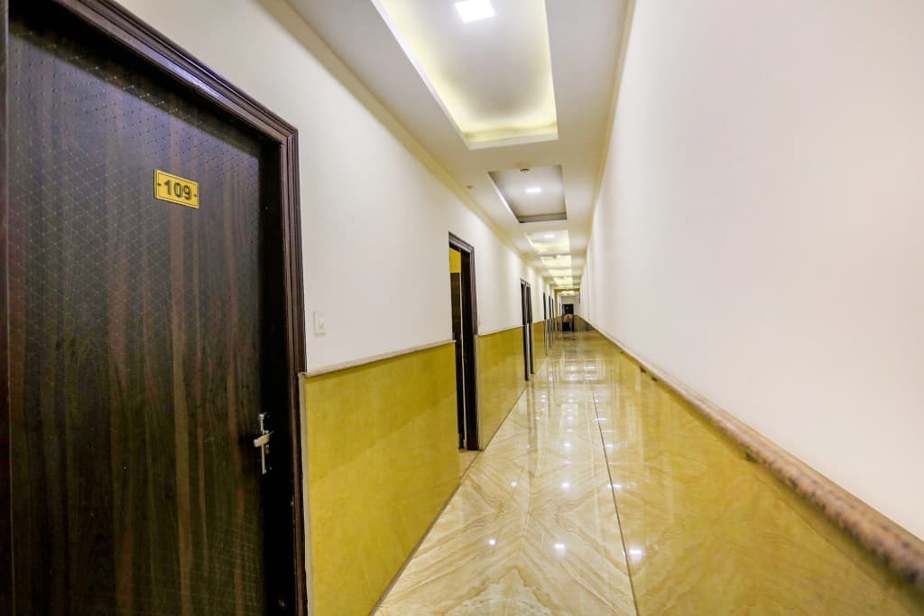 Fabhotel The Kiara - photo 11