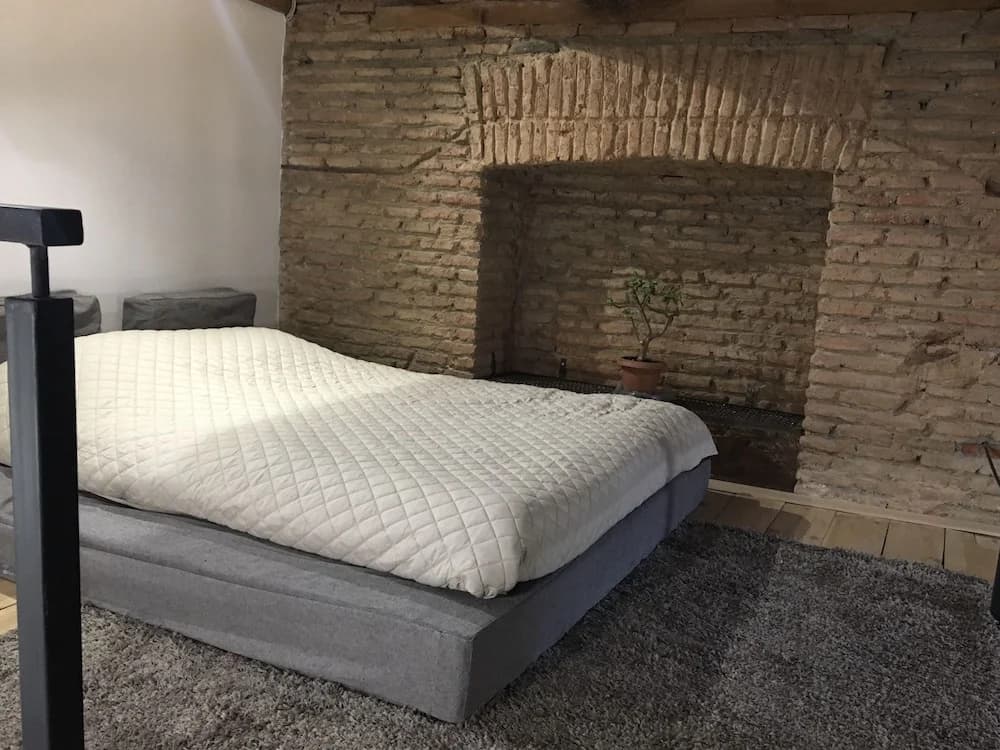 H&B apartments Atoneli - photo 2