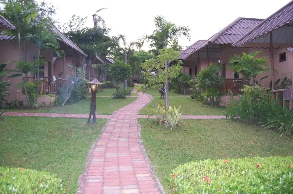 Bee Nat Garden Resort - photo 12