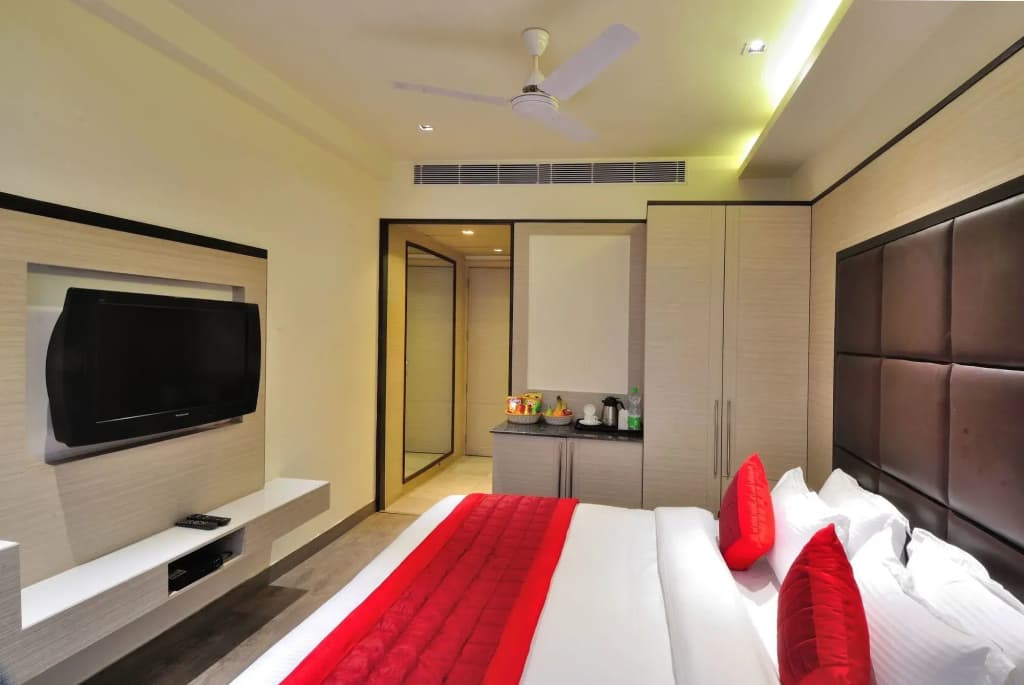 Hotel Royal Grand - photo 4