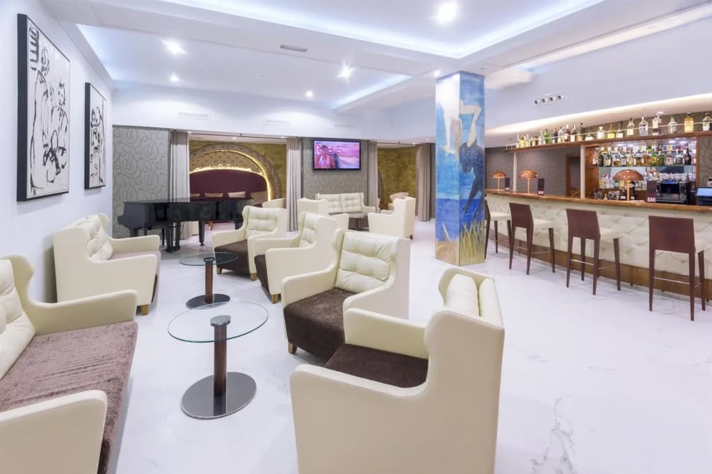 Hotel SERHS Rivoli Rambla - photo 17