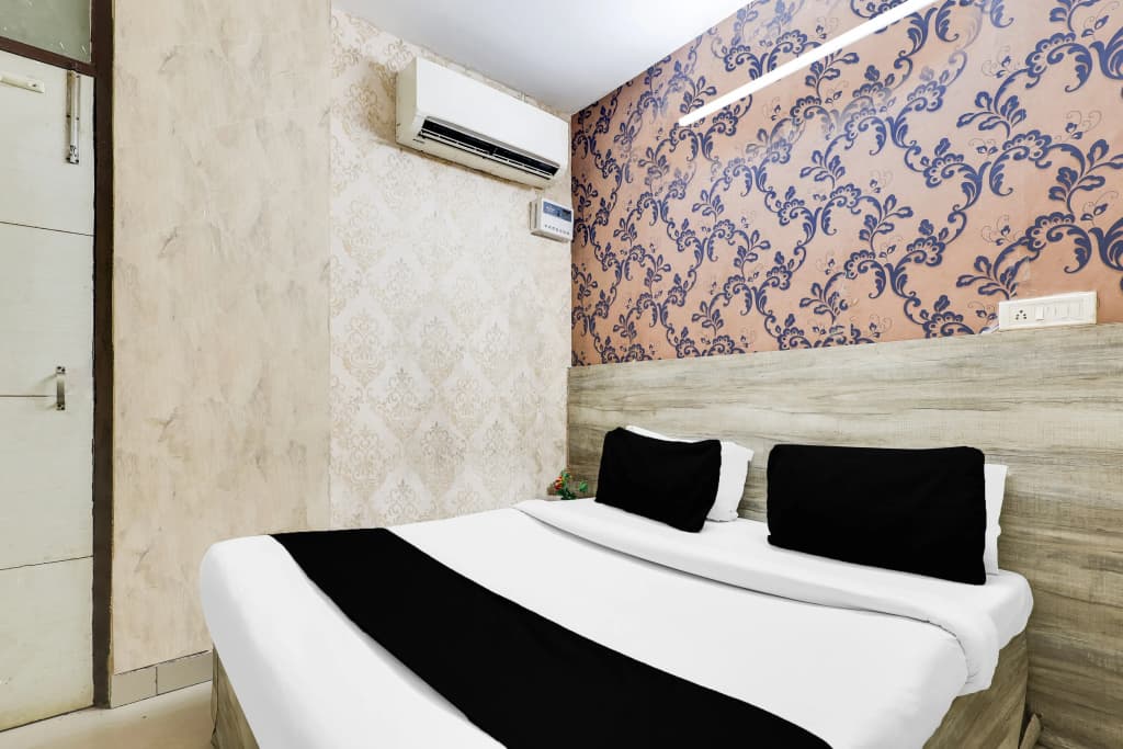 Hotel O Royal Green - photo 13