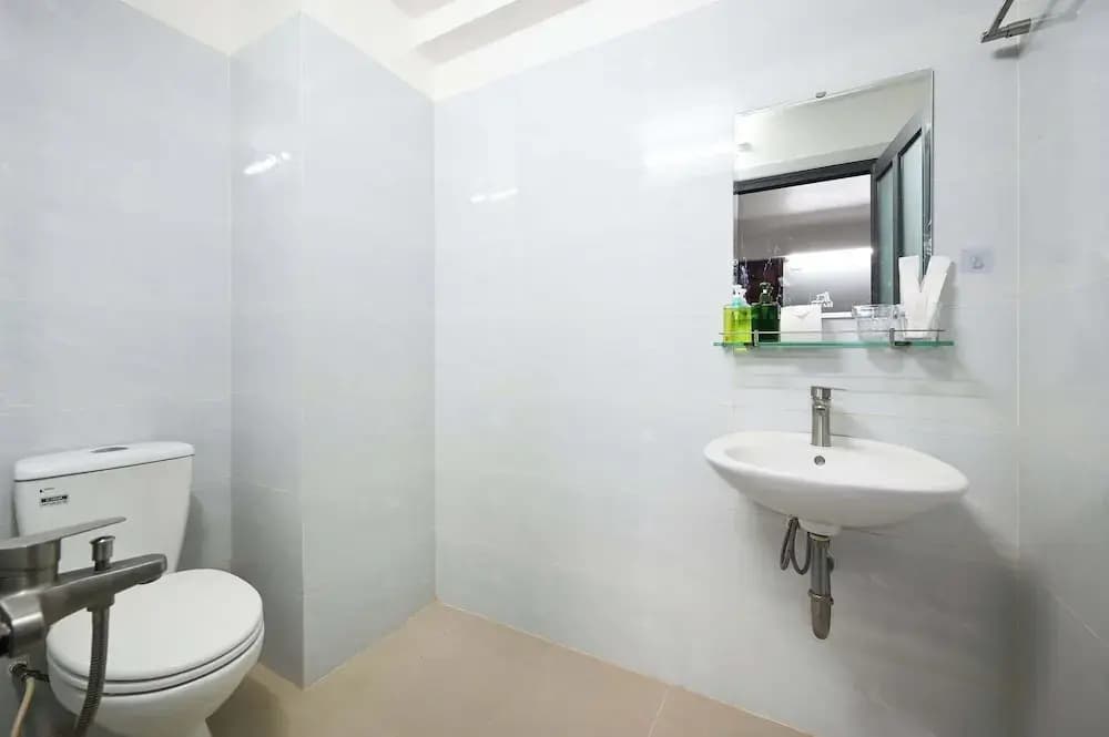 Montana Hotel & Apartment Saigon Airport - photo 8