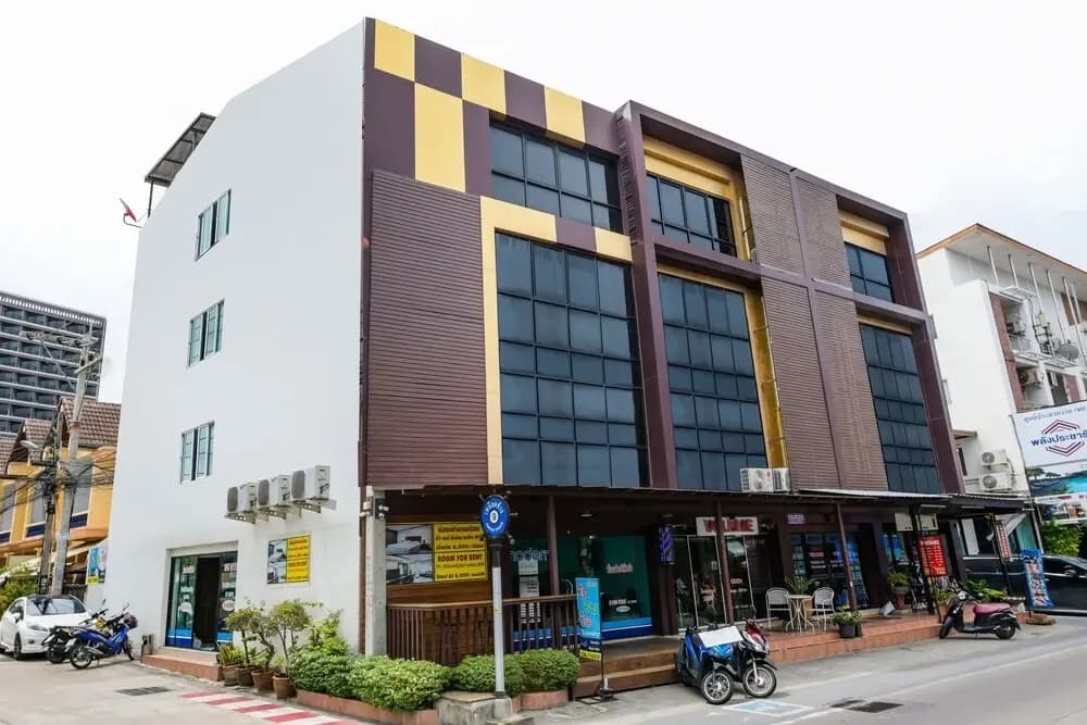 OYO 285 The Modern Place - photo 1
