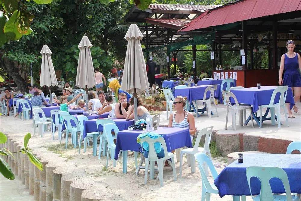 Watercolours Resort & Dive Centre - photo 16