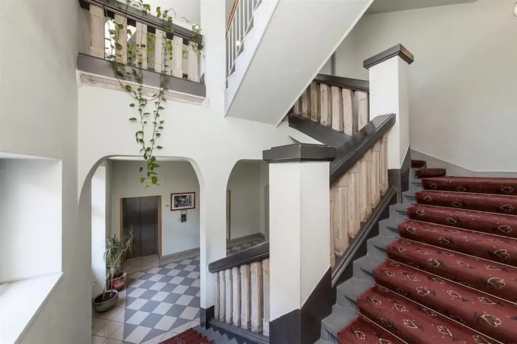 East City Hotel - photo 23
