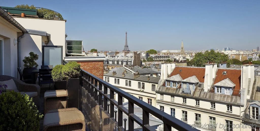 Hôtel Pont Royal - photo 18