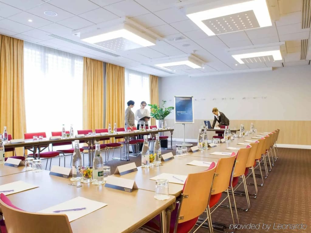 Novotel Paris Centre Gare Montparnasse - photo 12