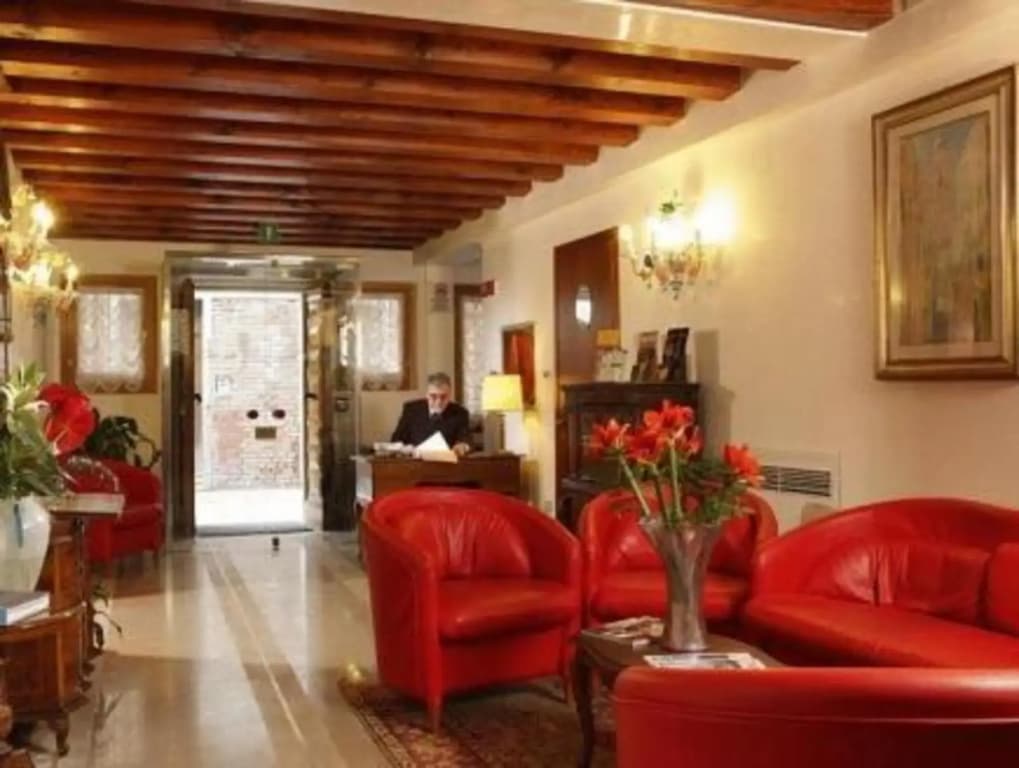 Palazzina Fortuny - photo 2