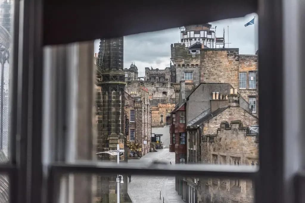 F&O Apartments - 1 bedroom Royal Mile apt Stunning castle view Sleeps 2 - photo 8