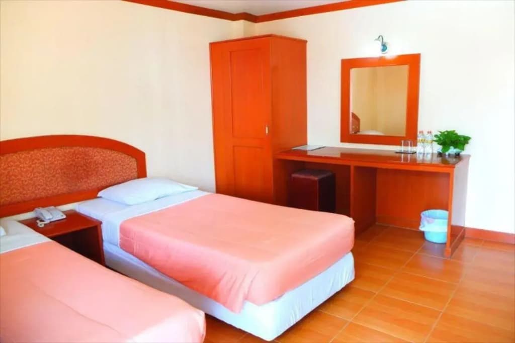 Queen Pattaya Hotel - photo 3