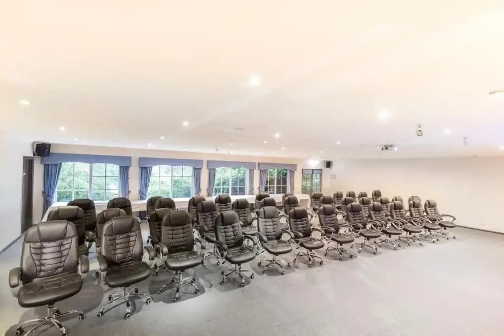 Eltham Gateway Hotel - photo 15