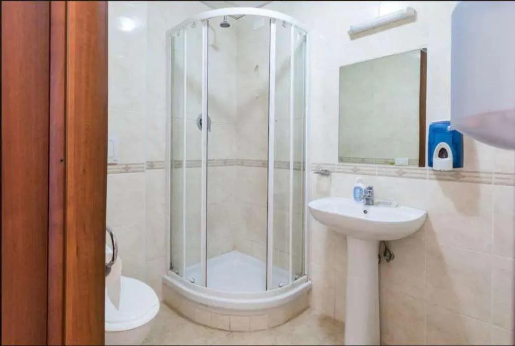 Alex Romano Hotel - photo 8