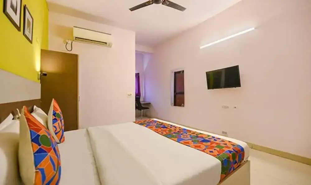FabHotel Royal Discovery - photo 5