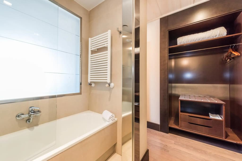 Hotel Mercader - photo 9