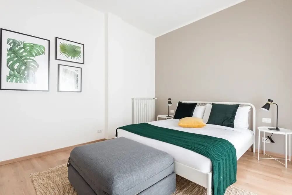 Modern Trendy Flat Well Connected W/vatican - photo 4