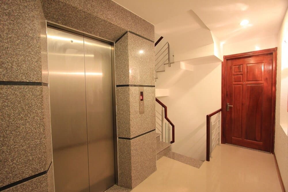 Iris Legend Hotel - photo 14