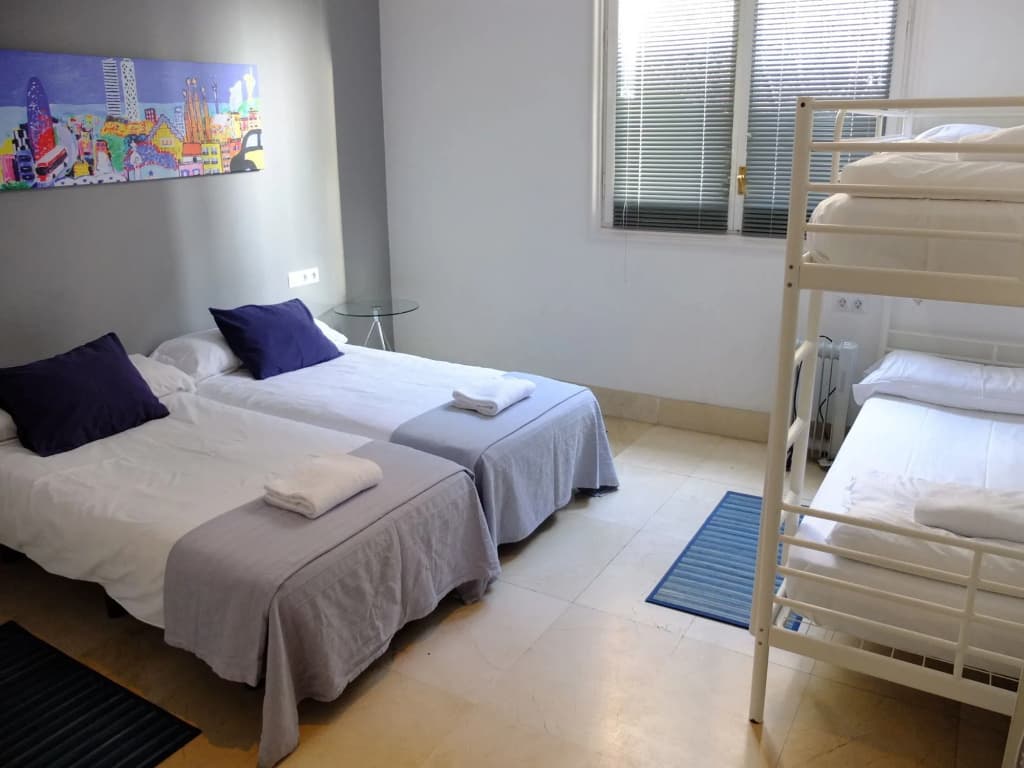 No Limit Hostel Central - photo 3