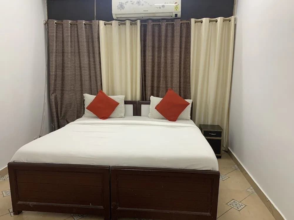 Ashu Villa Guest House - photo 7