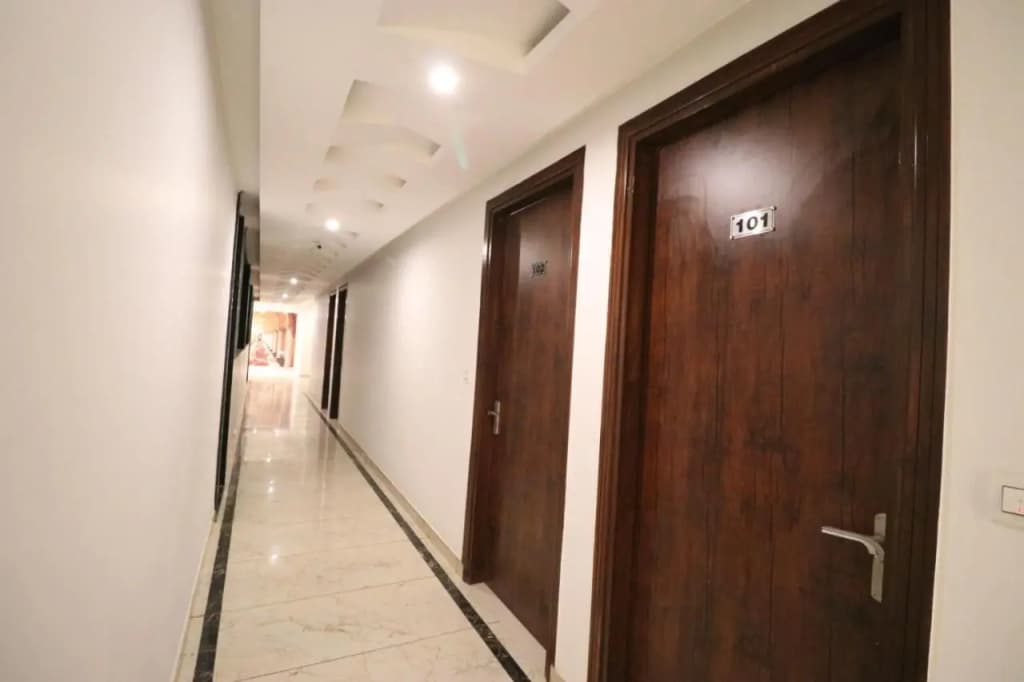 Hotel The Tark - photo 22
