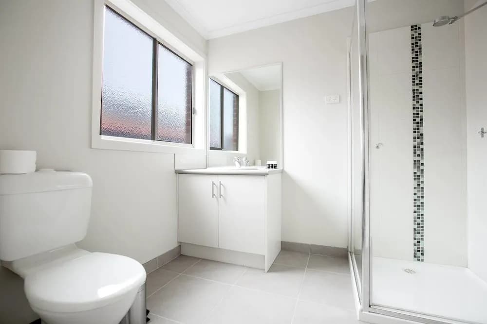 Spacious Lovely Home In Point Cook - photo 9