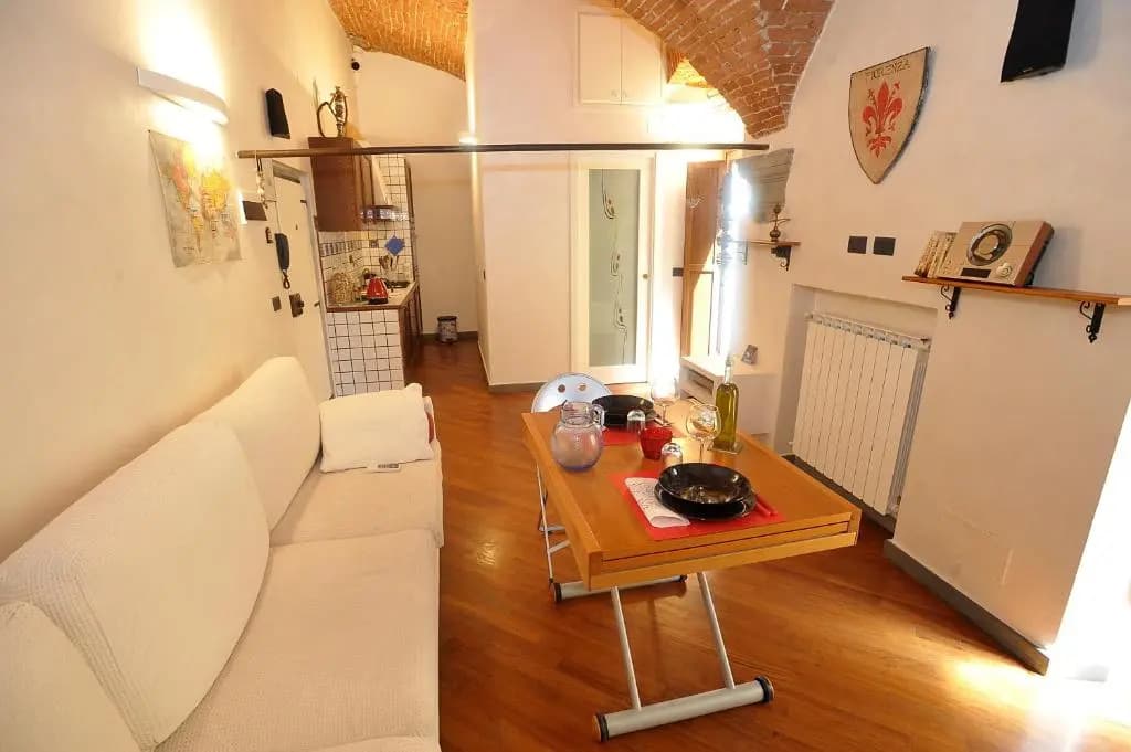 Merville House - photo 9