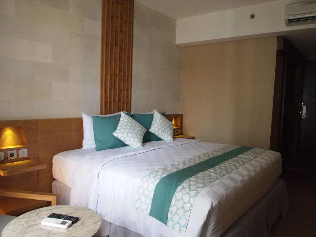Bedrock Hotel - photo 5
