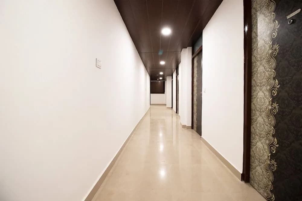 OYO 44094 Grand Inn - photo 11