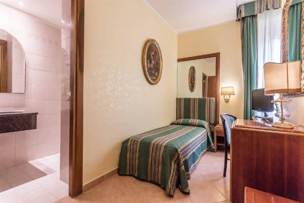Raeli Hotel Noto - photo 9