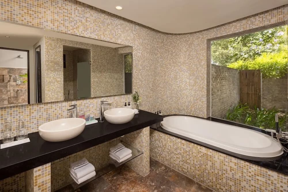 Danang Marble Beach Resort - photo 8