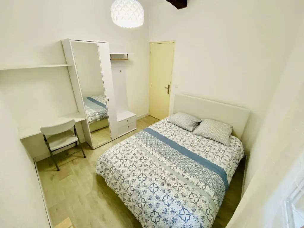 VIEUX NICE T4 - 55 m² entièrement rénové en 2021 - photo 4
