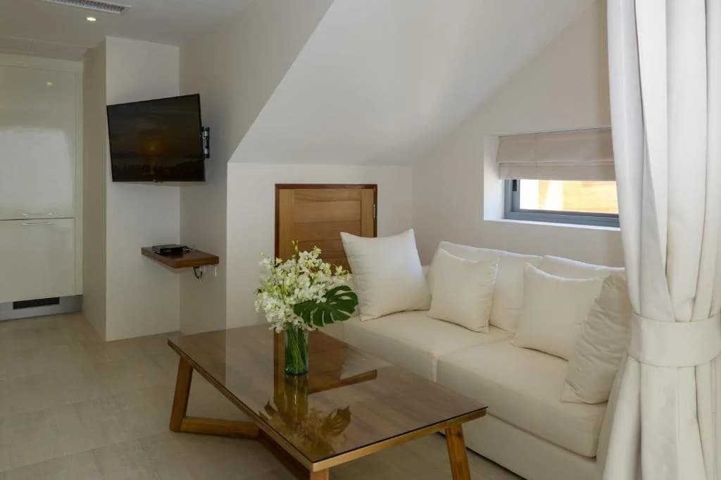 The Ridge Villa 8 - photo 12