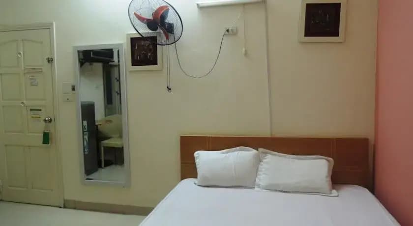 Noble Apartment -The Art - photo 2