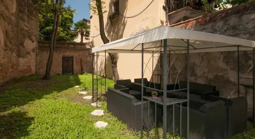 Madame V Apartments - photo 9