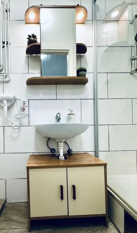 Beautiful Studio Apt Near Rathausplatz - photo 8