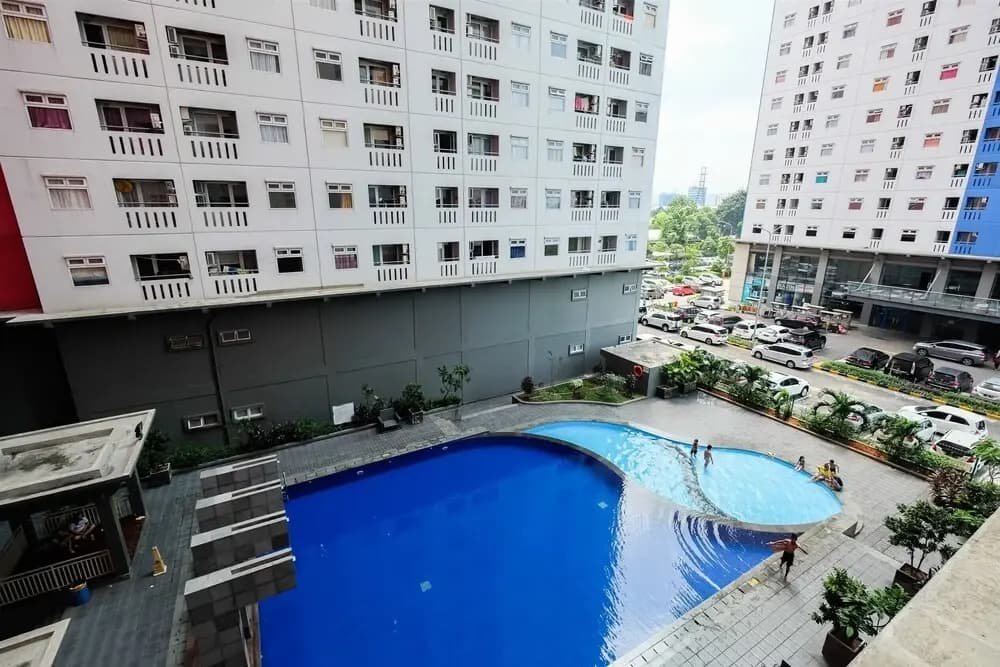 Relaxing 2BR at Green Pramuka Apartment - photo 10