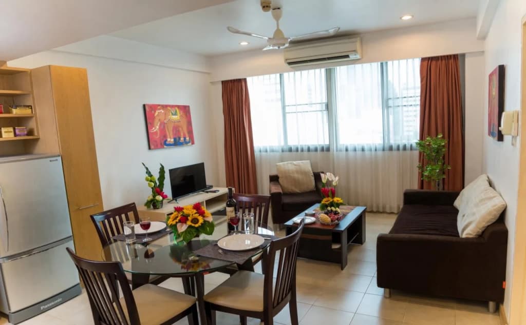 Tarntawan Place Apartments - main photo