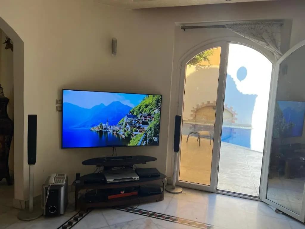 4 bedroom villa with garden and private pool - photo 2