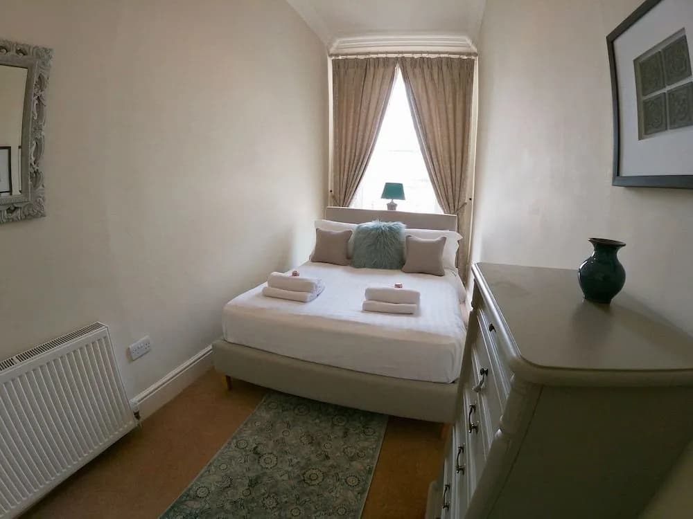Escape To Edinburgh @ Broughton Place - photo 5