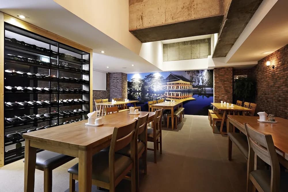 E-HOTEL - photo 23