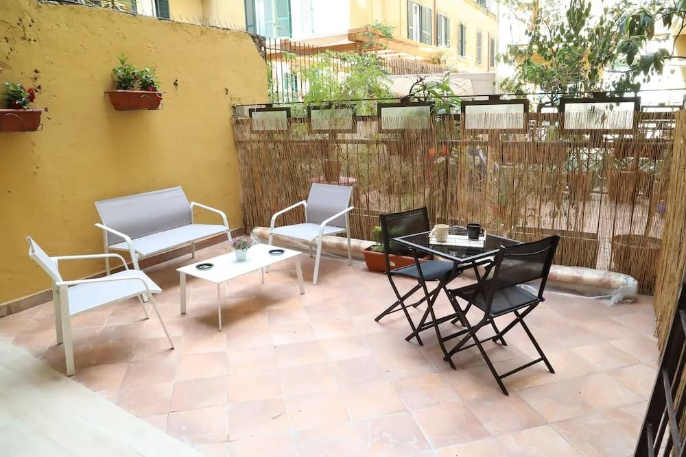 Cinemovie Guesthouse - photo 13