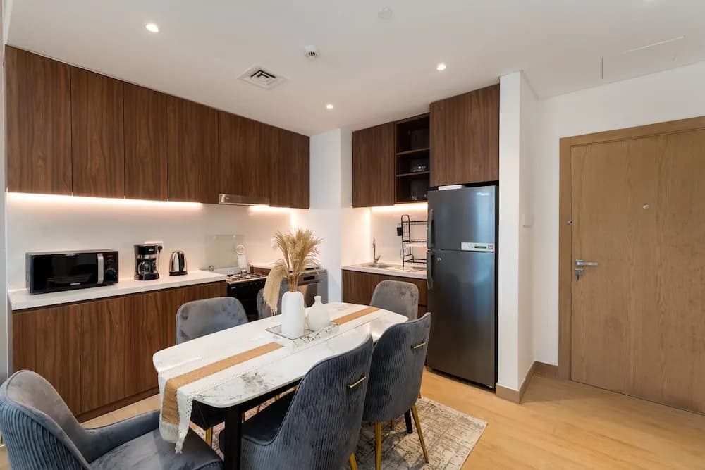 Contemporary La Mer 1BR w Beach Access - photo 21