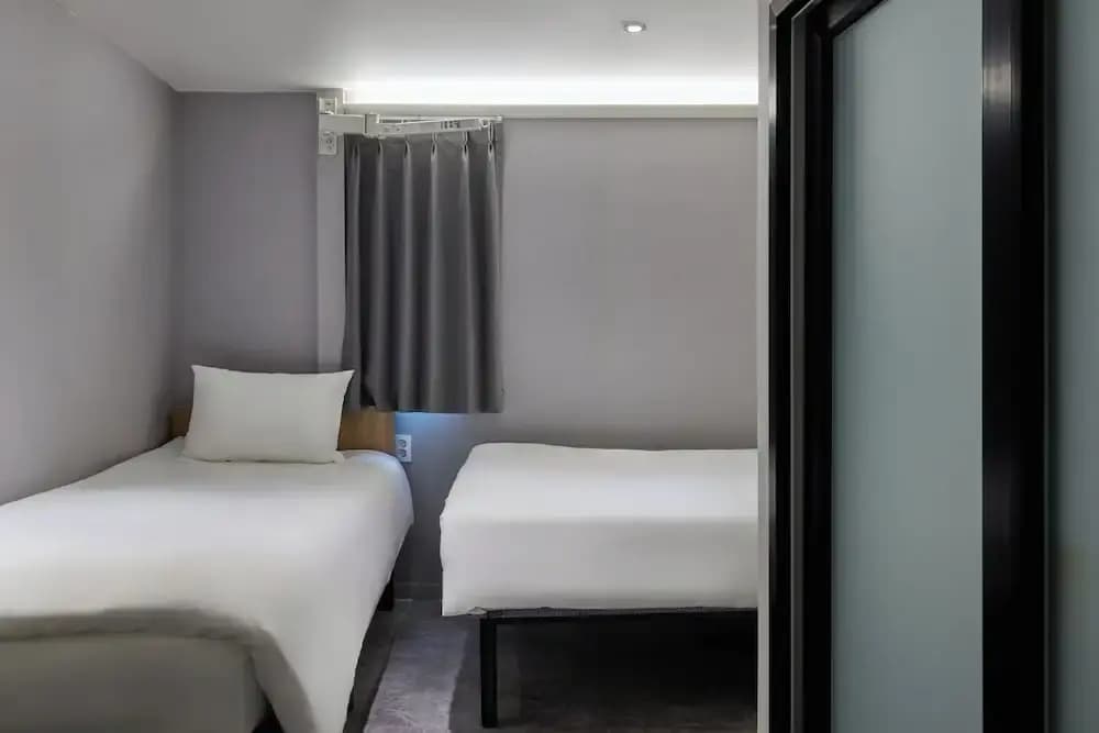 Halfrest Hostel Jongno Insa - photo 16