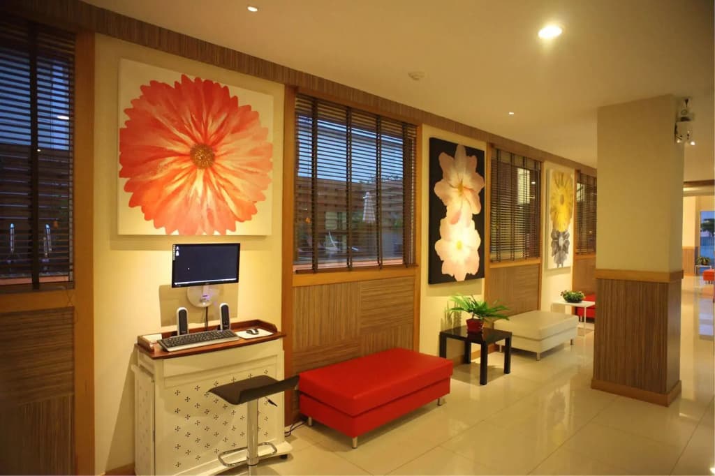 Prom Ratchada Thailand Cultural Centre Hotel - photo 2