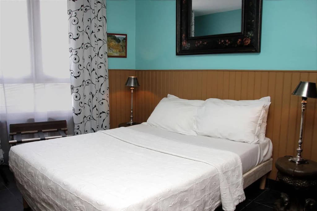 The Walled off Hotel Paris - photo 25