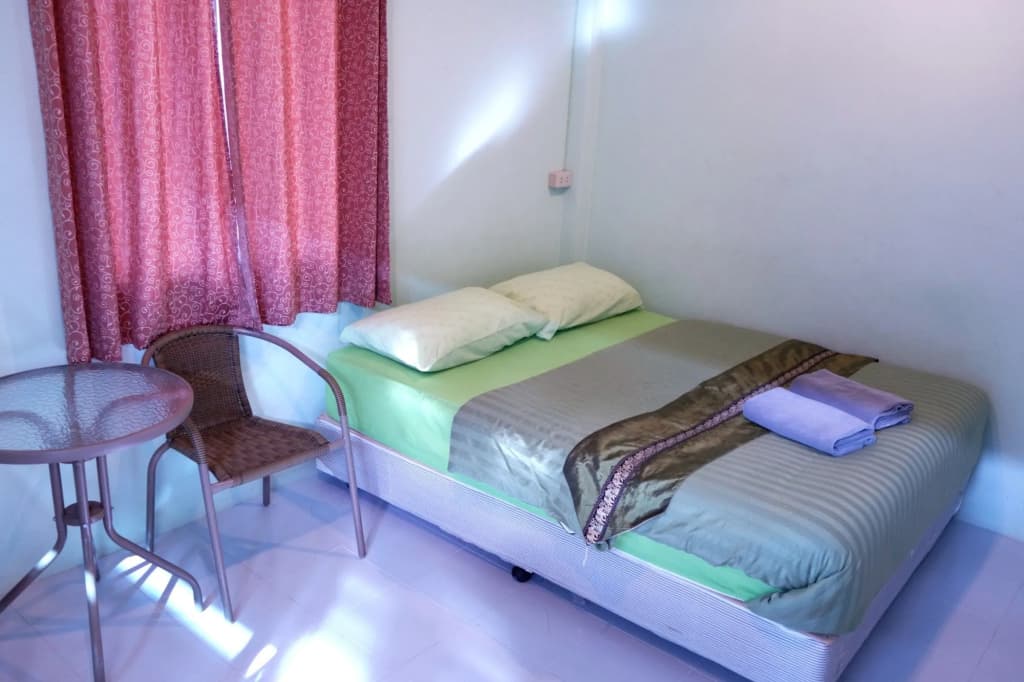 One More Night Beach Resort - photo 2
