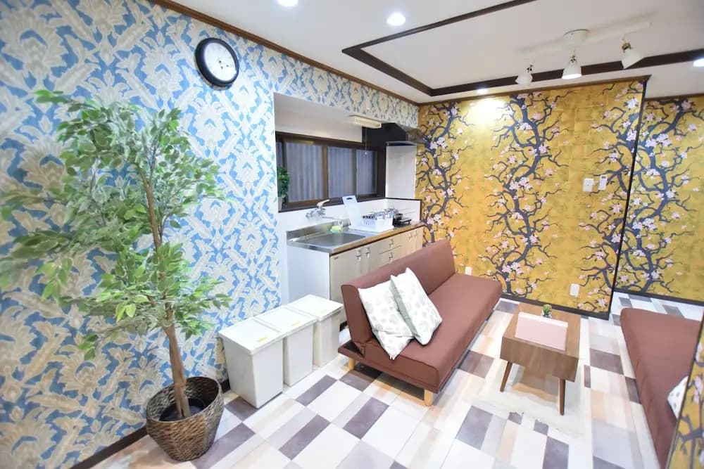 Tsuruhashi House - photo 1