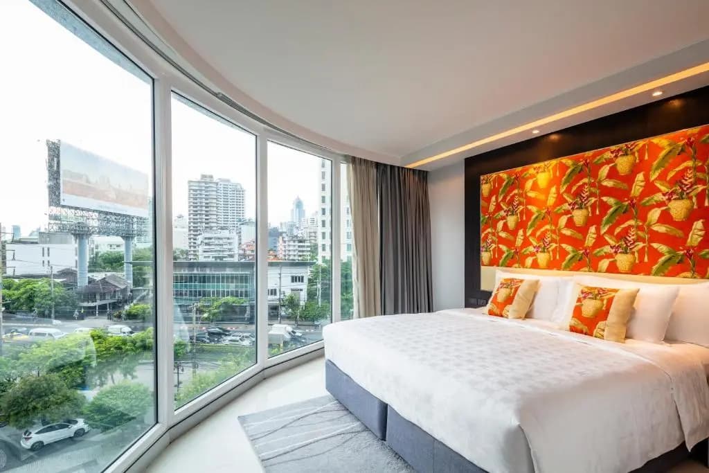 Hotel Clover Asoke - photo 4