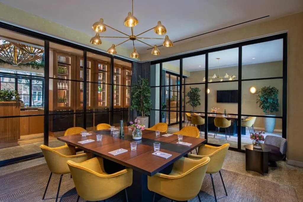 Moxy Brooklyn Williamsburg - main photo