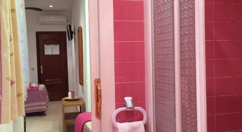 Hostal Aliste - photo 9